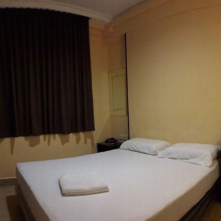 Oxley Blossom Hotel Singapore Esterno foto