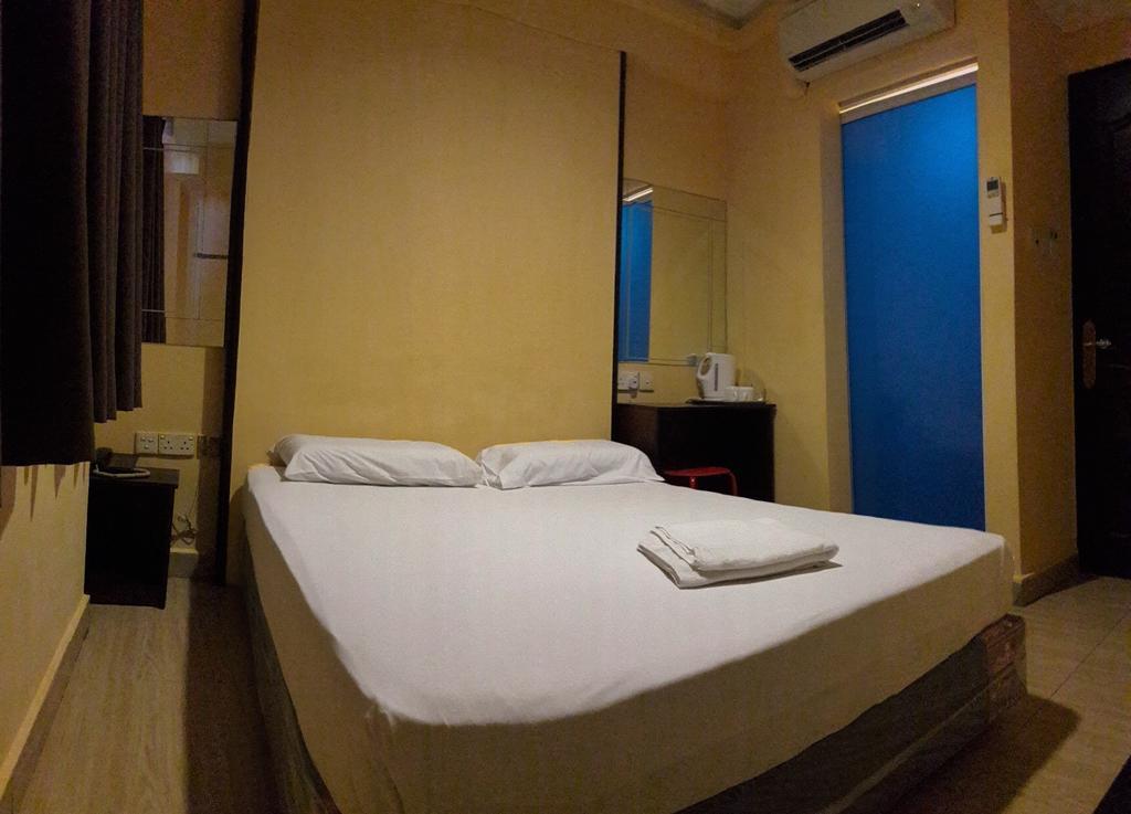 Oxley Blossom Hotel Singapore Esterno foto